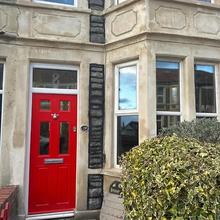Colourful Victorian Cottage, Wood Burner, Garden Bristol