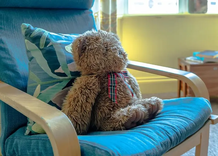 Colourful Victorian Cottage, Wood Burner, Garden * Bristol